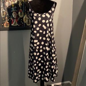 Black sundress with daisies